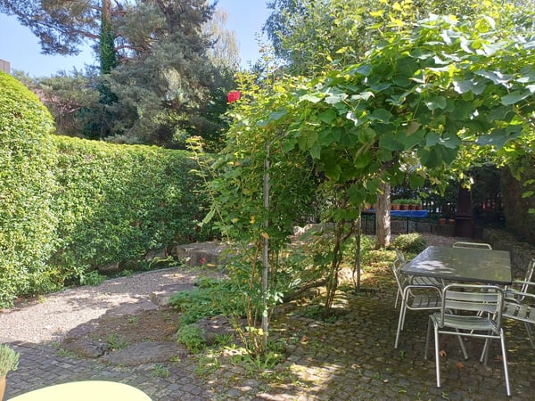 Einzigartiger Hausteil mit 2 Zimmern, Atelier, Garten, Cheminee und Sauna 12