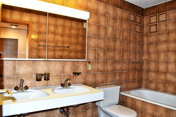 Traumhafte 1.5-Zimmer-Wohnung mit wunderbarer Seesicht in Thalwil, 2 Balkone, oberstes Geschoss 9