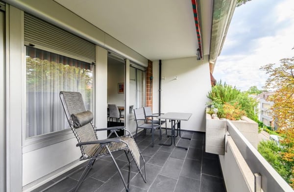 Elegant 1.5-Room Furnished Apartment in Basel's Rennweg 15