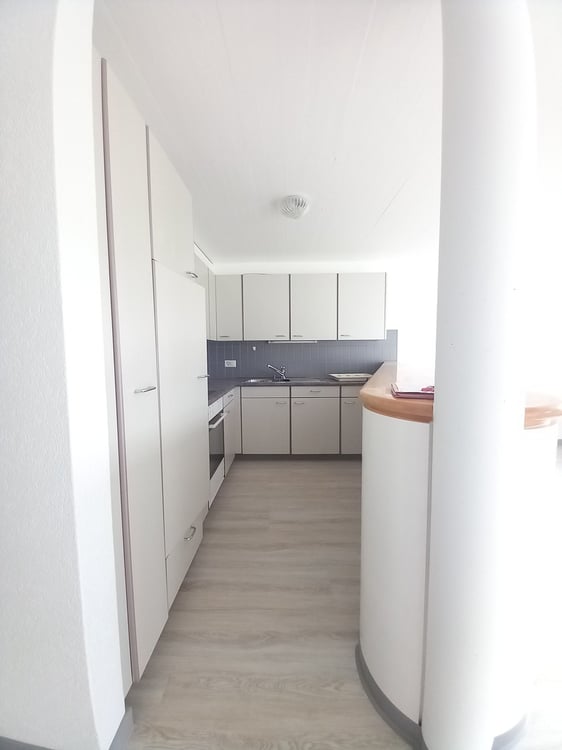 Appartement 1 pièces rénové avec balcon à Porrentruy 3