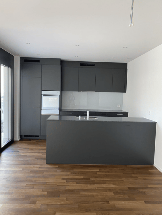 Moderne 3.5-Zimmer-Wohnung an ruhiger Lage in Rothenburg 3