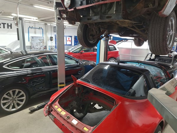 Professionelle Werkstatt mit grosszügigen Räumlichkeiten in Schinznach Bad 3