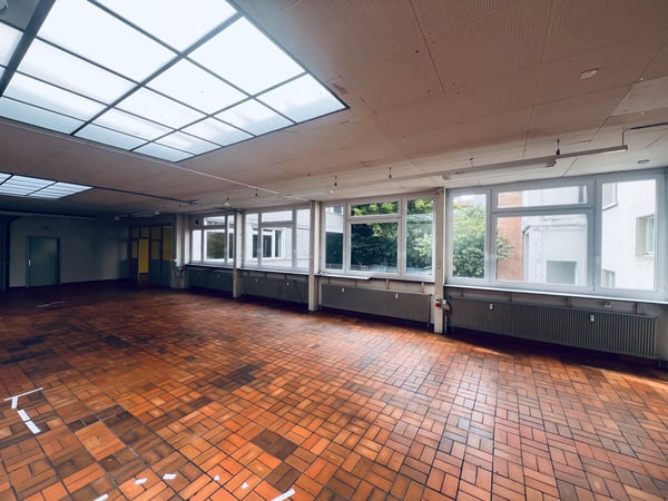 Gewerbeflächen am Claragraben 39 zu vermieten 2