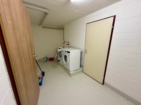 Charmante 3.5-Zimmer-Erdgeschosswohnung mit Terrasse in Erlen 2