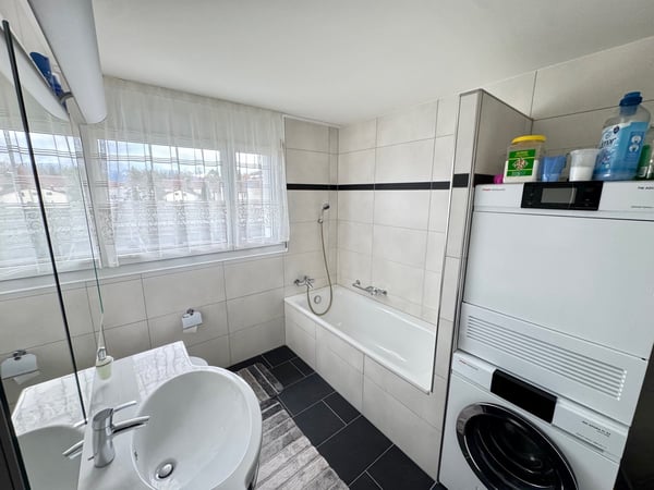 Moderne 1.5-Zimmer-Wohnung in Seenähe in Lachen SZ – inkl. 2 Tiefgaragenparkplätze 7