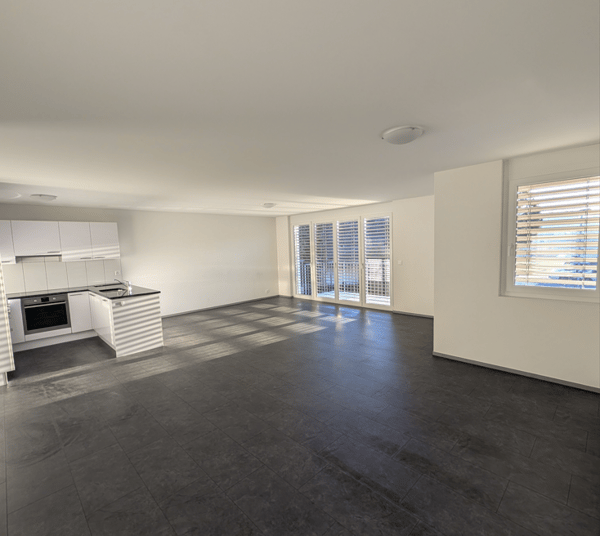 Moderne 1.5-Zimmer-Wohnung mit Balkon in Hombrechtikon 1