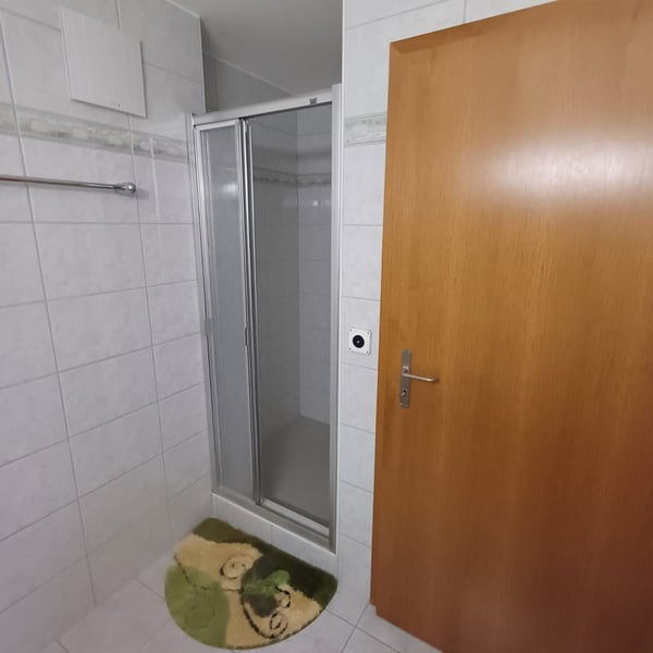 Möblierte 1.5-Zimmer-Wohnung in ruhiger Lage mit Fernsicht in Wohlen AG 8