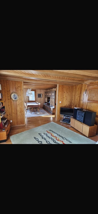 Charmantes 1.5-Zimmer-Chalet in ruhiger Lage von Einsiedeln 5