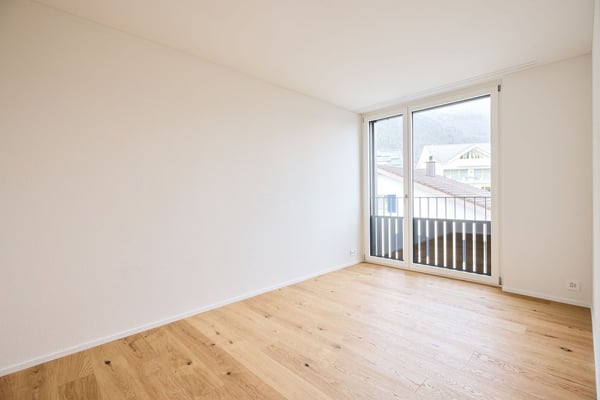 Moderne 1.5-Zimmer-Neubau-Wohnung mit grosser Terrasse in Brunnen 6