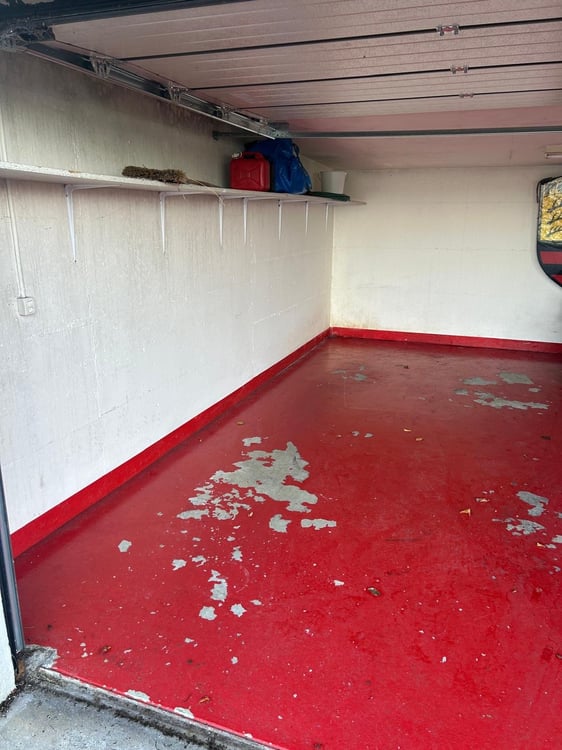 1 Parkplatz in geschlossener Garagendoppelbox in Bäch-Wollerau 3