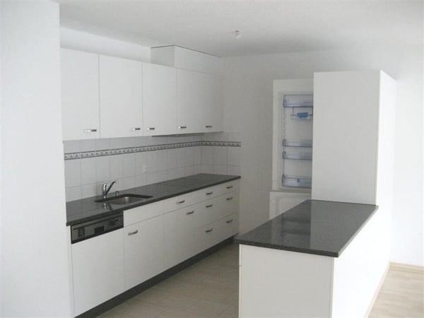 Moderne 1.5-Zimmer-Wohnung mit Terrasse und Balkon in Winterthur 3