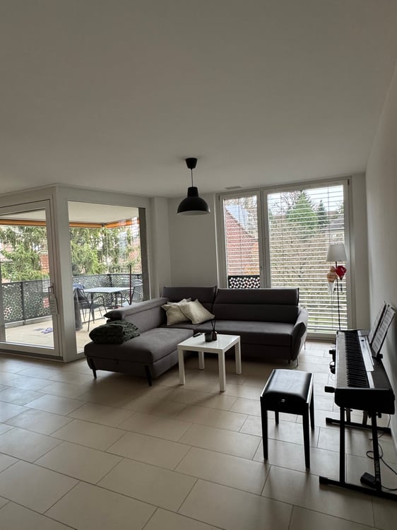 Wunderschöne 1.5-Zimmer-Wohnung mit Balkon in Aarau 1