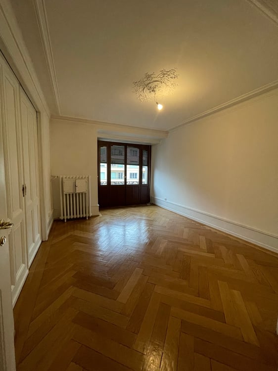 Magnifique appartement de 1 pièces aux Eaux-Vives 2