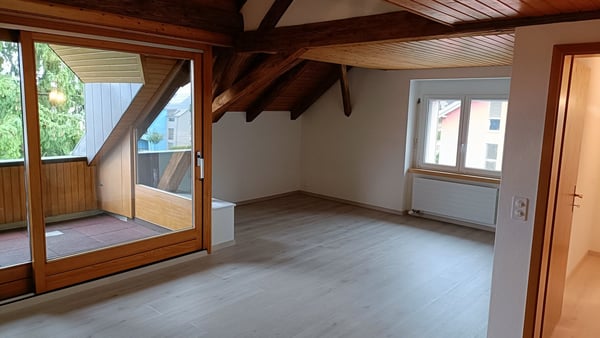 1.5-Zimmer-Maisonette-Wohnung mit Balkon und Reduit 2