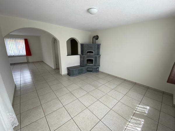 1-Zimmer Einfamilienhaus in Nuglar 2