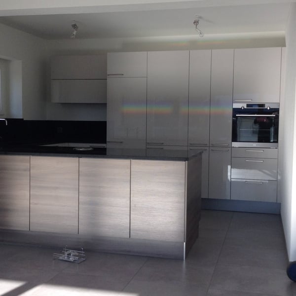 Moderno appartamento 1.5 locali con parcheggio a Minusio 2