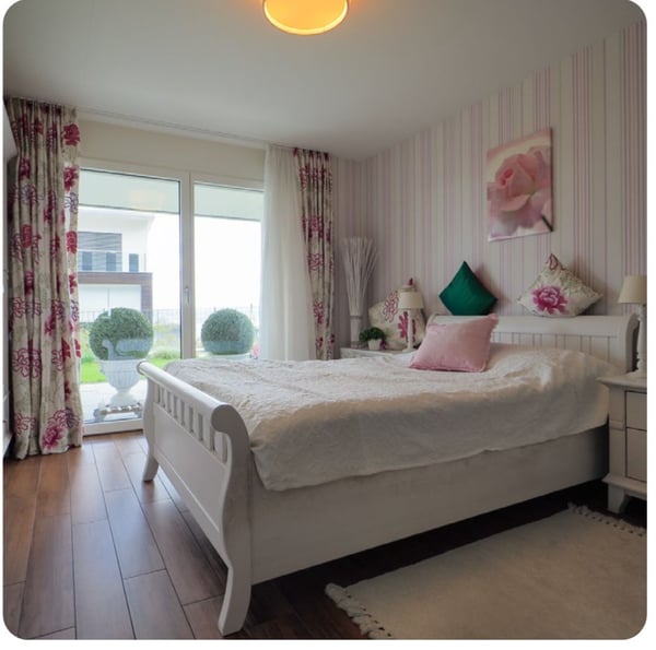 Moderne 1.5-Zimmer-Wohnung an perfekter Lage mit Garten in Richterswil 7