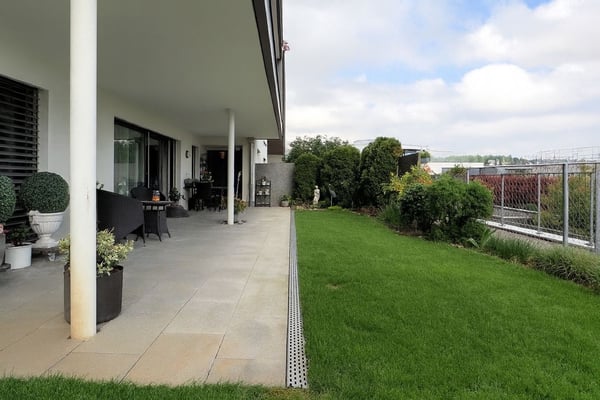 Moderne 1.5-Zimmer-Wohnung an perfekter Lage mit Garten in Richterswil 10