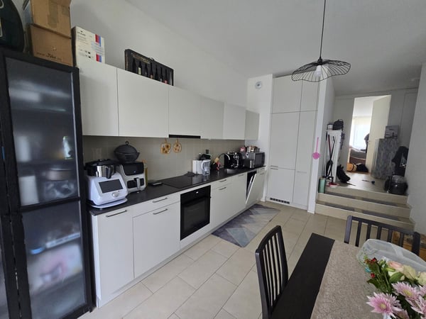 Modern 1.5-Room Apartment with Terrace in New Building - Gland 2