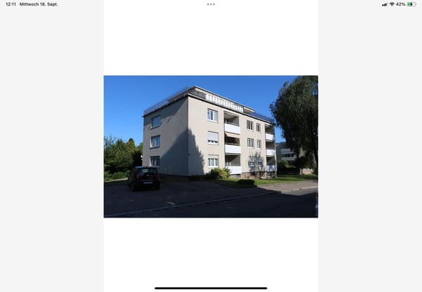 Moderne 1.5-Zimmer-Dachwohnung in ruhiger Lage von Egg 8