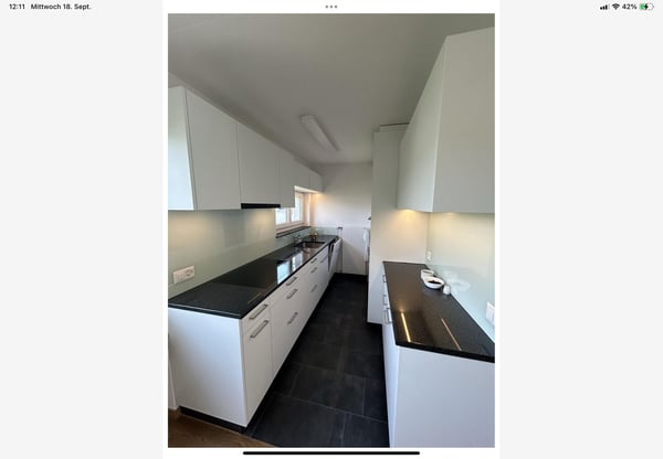 Moderne 1.5-Zimmer-Dachwohnung in ruhiger Lage von Egg 3