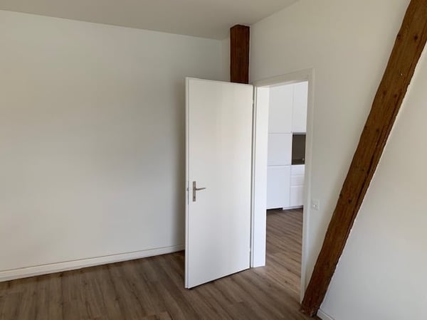 Charmante 1-Zimmer-Wohnung mit Seeblick in Luzern 3