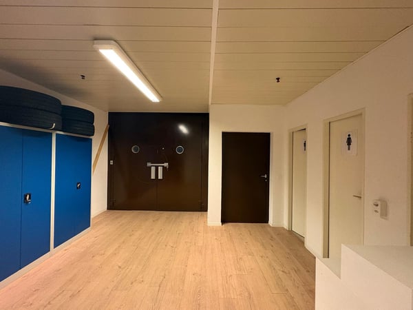 Espace polyvalent de 290 m² à Crissier – Idéal bureaux et stockage 5