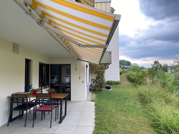 Moderne 2.5 Zimmer Wohnung mit Aussicht ins Grüne 10