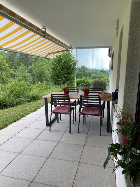 Moderne 2.5 Zimmer Wohnung mit Aussicht ins Grüne 9