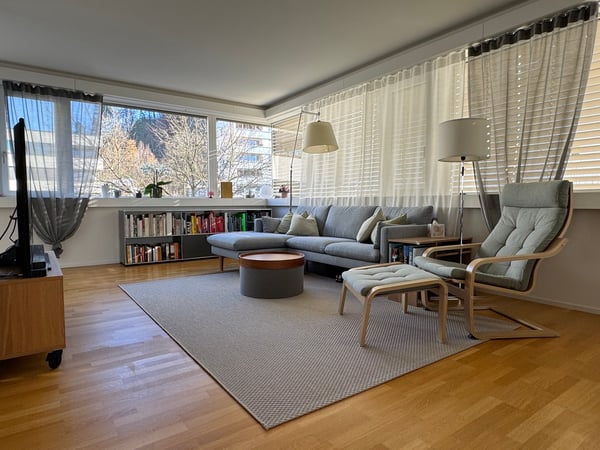 Aussergewöhnlich grosszügige 1.5-Zimmer-Wohnung in Burgdorf 1