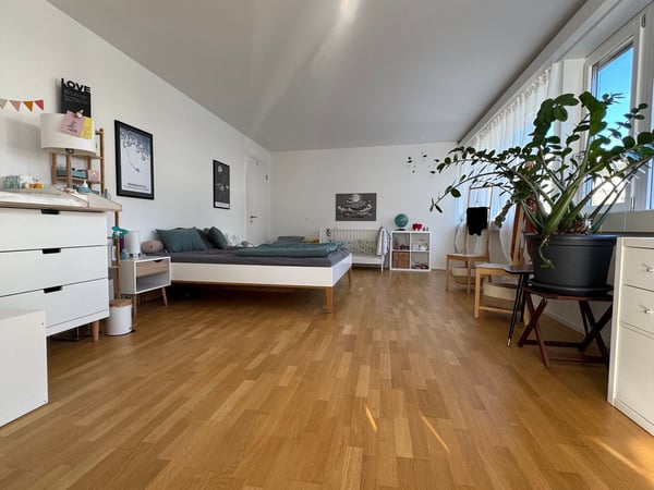 Aussergewöhnlich grosszügige 1.5-Zimmer-Wohnung in Burgdorf 3