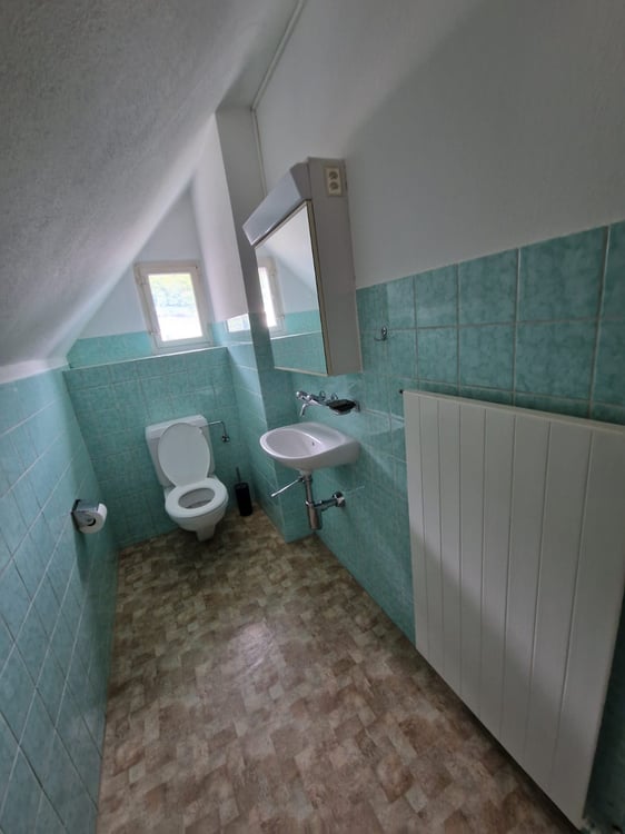 Charmante 1.5-Zimmer-Dachwohnung in Klingnau 8