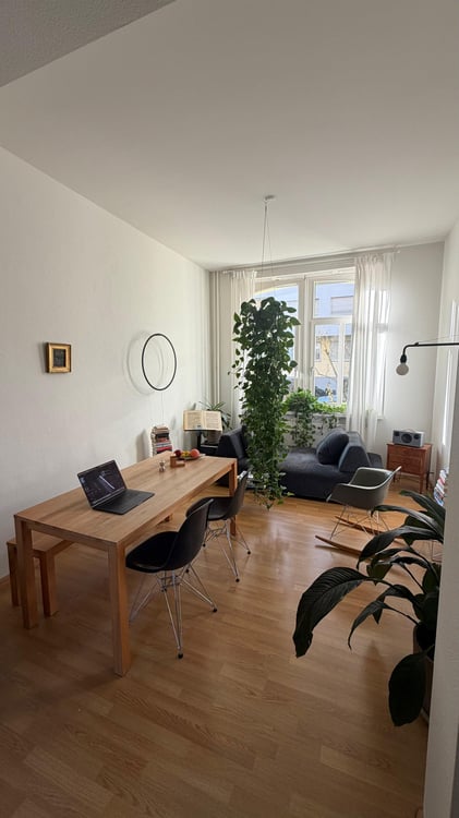 Schöne, ruhige 3-Zimmerwohnung in gepflegtem Altbau 8