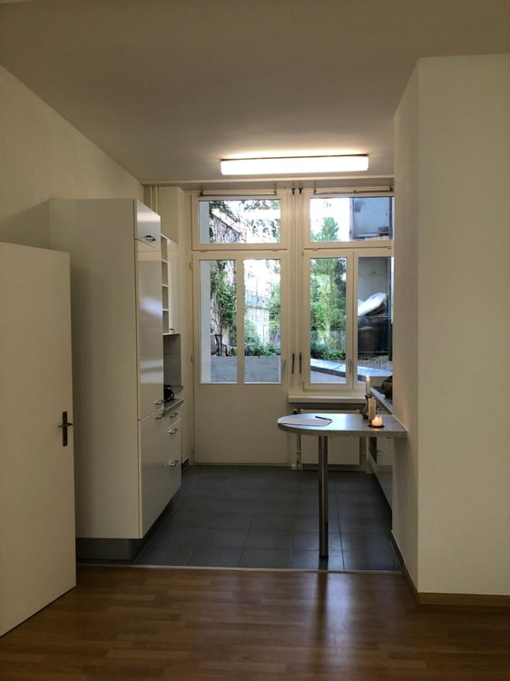 Schöne, ruhige 3-Zimmerwohnung in gepflegtem Altbau 2