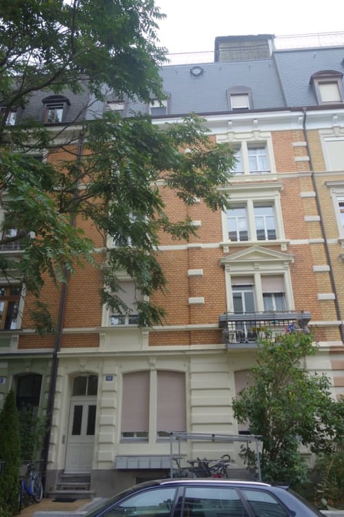 Schöne, ruhige 3-Zimmerwohnung in gepflegtem Altbau 1