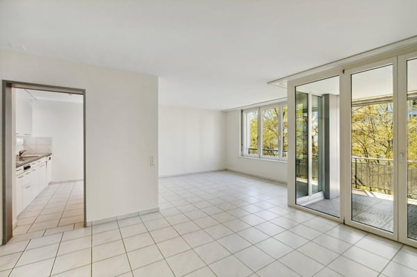 Moderne 1.5-Zimmer-Wohnung mit Balkon in Binningen 3