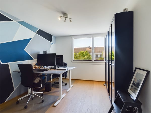 Moderne 1.5-Zimmer-Wohnung mit Balkon in Oberwil 6