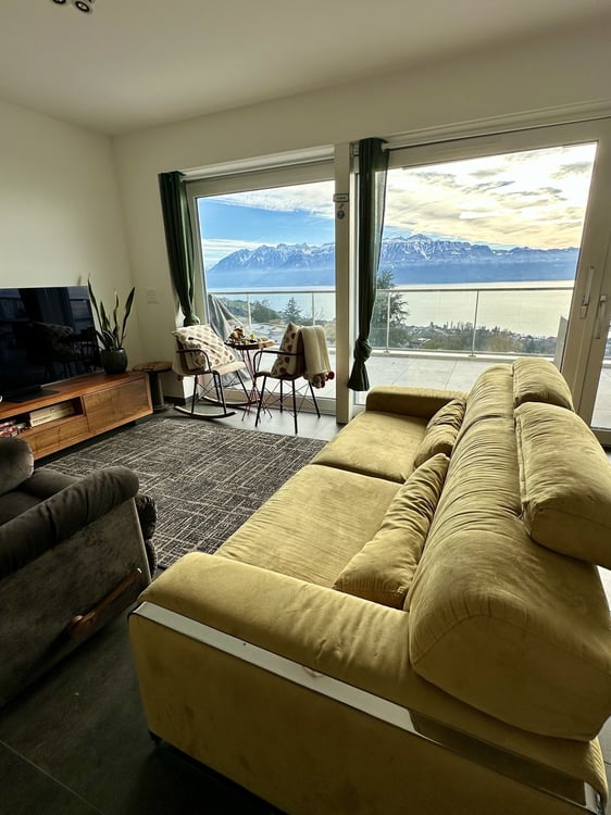 Appartement moderne de 1.5 pièces avec vue imprenable sur le lac – 4’760 CHF charges comprises 1