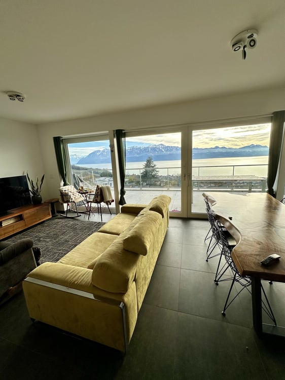 Appartement moderne de 1.5 pièces avec vue imprenable sur le lac – 4’760 CHF charges comprises 5