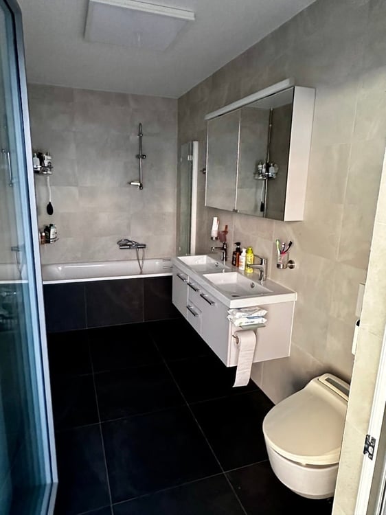 Appartement moderne de 1.5 pièces avec vue imprenable sur le lac – 4’760 CHF charges comprises 15