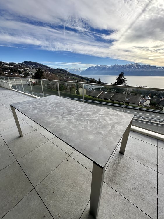 Appartement moderne de 1.5 pièces avec vue imprenable sur le lac – 4’760 CHF charges comprises 2