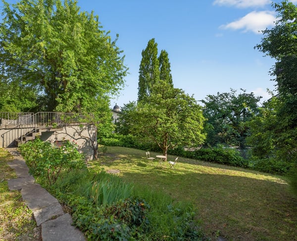 Einzigartige 1½-Zimmer-Altbauwohnung mit Wintergarten, Rundbibliothek, 270°-Panoramasicht & Garten 7