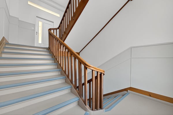 Einzigartige 1½-Zimmer-Altbauwohnung mit Wintergarten, Rundbibliothek, 270°-Panoramasicht & Garten 42