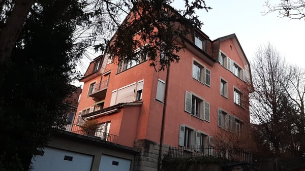 Einzigartige 1½-Zimmer-Altbauwohnung mit Wintergarten, Rundbibliothek, 270°-Panoramasicht & Garten 61