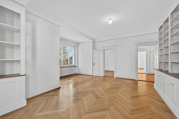 Einzigartige 1½-Zimmer-Altbauwohnung mit Wintergarten, Rundbibliothek, 270°-Panoramasicht & Garten 10