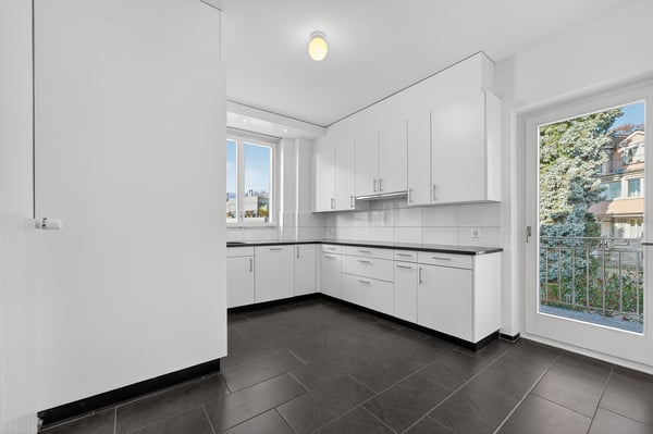 Einzigartige 1½-Zimmer-Altbauwohnung mit Wintergarten, Rundbibliothek, 270°-Panoramasicht & Garten 35