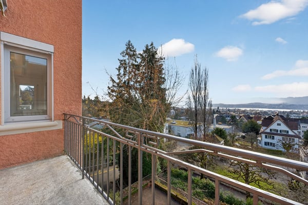 Einzigartige 1½-Zimmer-Altbauwohnung mit Wintergarten, Rundbibliothek, 270°-Panoramasicht & Garten 16