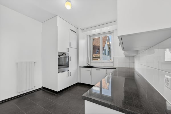 Einzigartige 1½-Zimmer-Altbauwohnung mit Wintergarten, Rundbibliothek, 270°-Panoramasicht & Garten 37