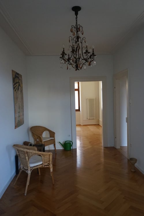 Stilvoll renovierte Altbauwohnung Nähe Rhein mit wunderschönem Innenhof 3