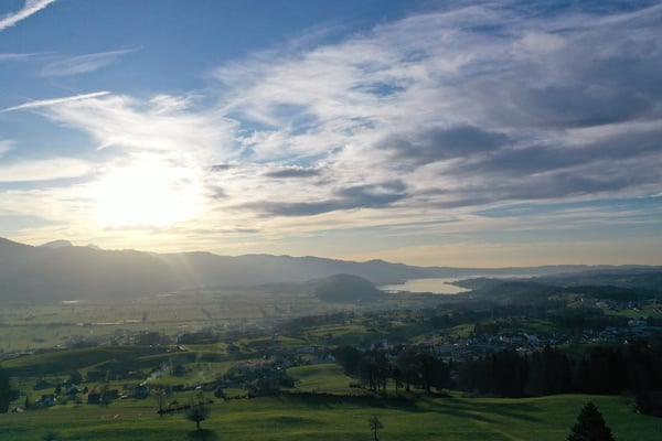 Terrassenwohnung an Top Panorama Lage mit unverbaubarer Berg- und Seesicht 3